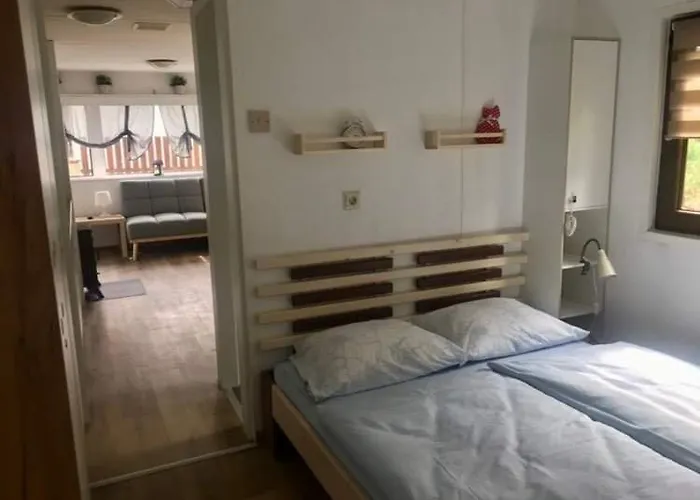 Mobilheim Hajovna Svahova *